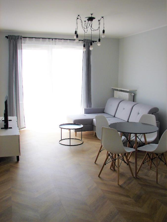 Airport 3Rooms New Apartment With Parking Varşovia Exterior foto